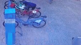 Video: detenidos por robos de bicicletas públicas en distintos puntos de Rosario