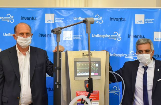 El gobernador Omar Perotti y el ministro de Educaci&oacute;n de la Naci&oacute;n