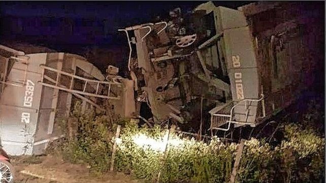 Investigan si fue sabotaje lo que produjo el descarrilamiento del tren