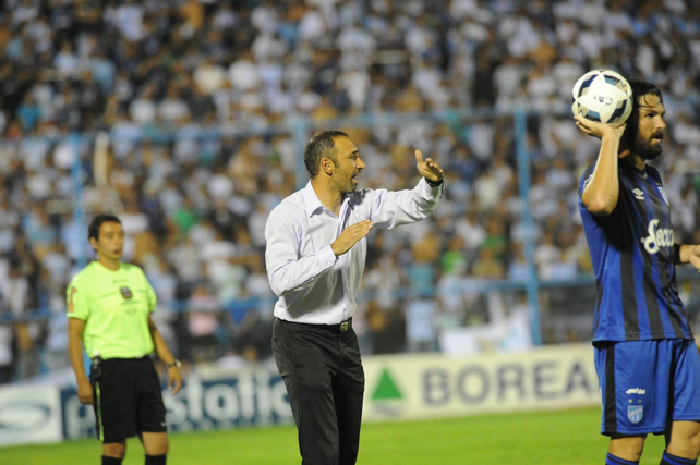Azconzábal tiene varios deseos por sumar y jugadores que retornan a Unión.