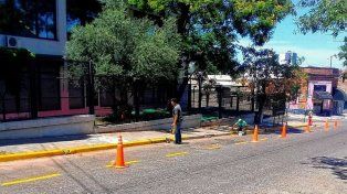 Pretenden que haya un orden en la detención de los autos de los padres o tutores en las escuelas.