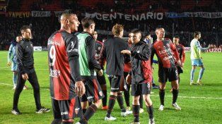 Colón no es Colón y el DT con sus jugadores se deben hacer cargo de eso
