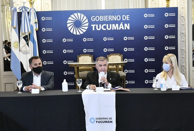 Tucumán es la primera provincia en institucionalizar el pase sanitario