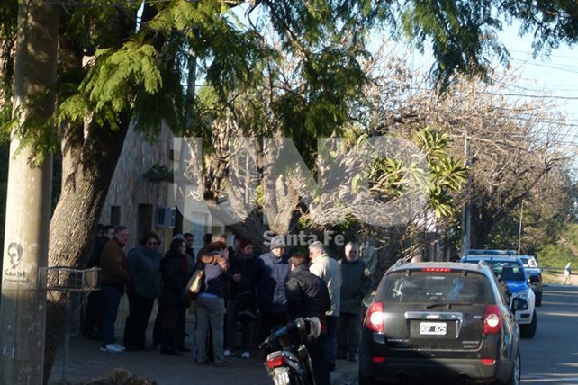 Conmoción por las siete víctimas por el incendio de una vivienda en barrio Ciudadela
