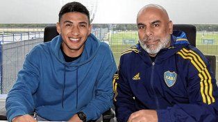 Ezequiel Fernández firmó su renovación con Boca hasta fines de 2008 y una cláusula millonaria.