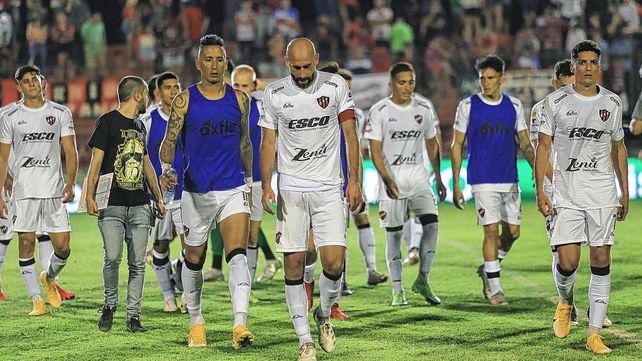 Patronato quiere levantar la cabeza nada menos que ante River.