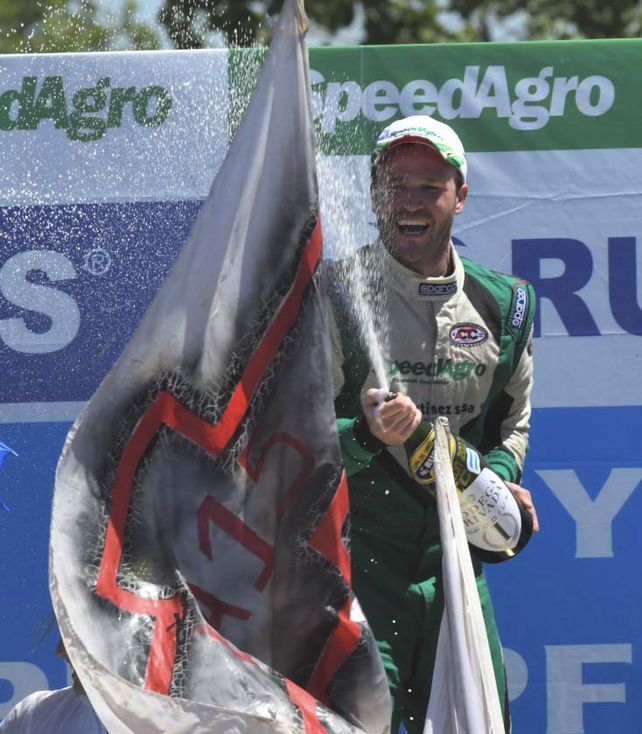 Canapino se consagró campeón del Turismo Carretera por segunda vez