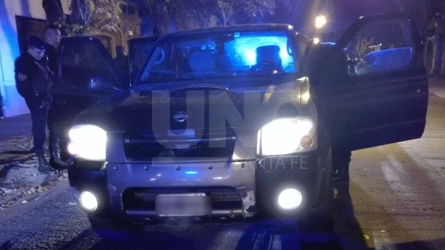 Eludieron un control y cayeron presos con un arma de guerra cargada