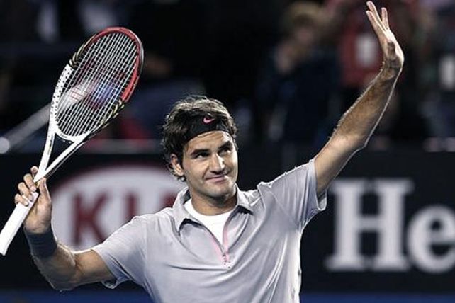 Federer venció a Raonic y pasó a los cuartos de final