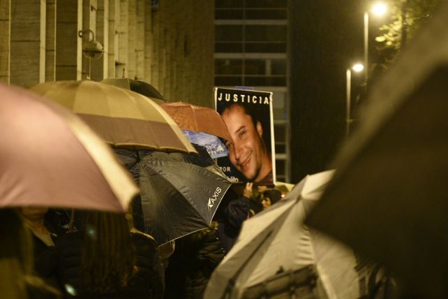 El reclamo por más seguridad y justicia finalmente se realizó en la puerta de los Tribunales