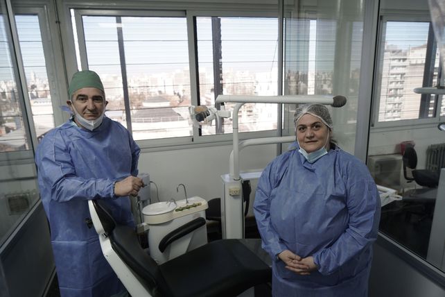 Detección y asesoramiento. Mauricio Viccei y Fabiana Mardenlli coordinan la campaña de ITS.&nbsp; 