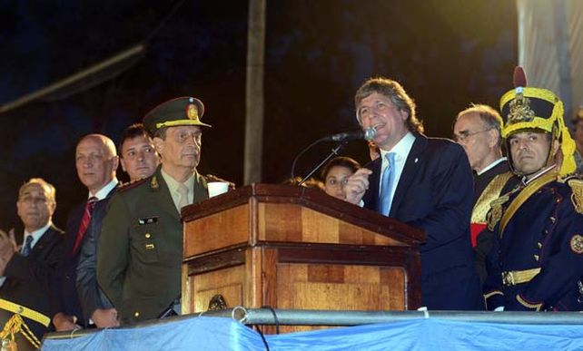 Abucheos a Boudou: duro cruce entre Rossi y el intendente de San Lorenzo
