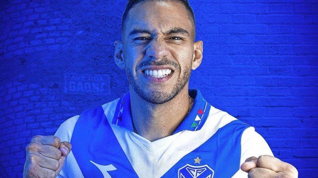 Yeison Gordillo fue oficializado como nueva incorporación de Vélez.