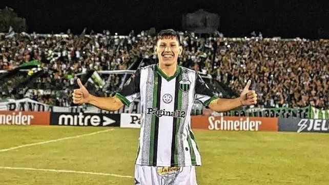 El juvenil Esteban Obregón