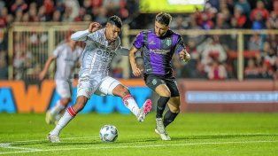 Unión tuvo garra, superó sobre la hora a Banfield e inició con el pie derecho su ilusión en la Liga Profesional