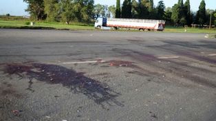 Ocho muertos por el choque entre dos autos en Carmen de Areco