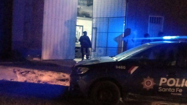 Tres ladrones detenidos por cometer una entradera en el local Carnes de Campo Tres ladrones detenidos por cometer una entradera en el local Carnes de Campo
