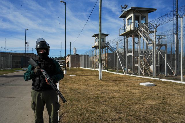 Controversia: verifican un teléfono fijo en el pabellón de alto perfil en la cárcel de Piñero