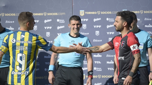 El último en el parque. Fue el 22 de agosto de 2021 y empataron 1 a 1. Los capitanes de los equipos fueron Ignacio Scocco en Newells y Marco Ruben en Central, dos referentes que ya no están.