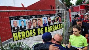 En el Día del Bombero Voluntario se recuerda a las 10 personas que murieron en el incendio intencional de los depósitos de Iron Mountain para tapar lavado&nbsp;
