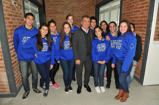 Urribarri recordó a Néstor Kirchner a 12 años de su primera visita a ...