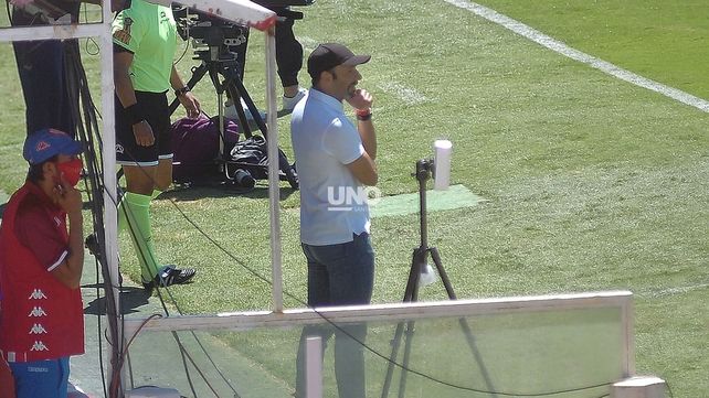 Azconzábal piensa en un equipo ofensivo de Unión para pisar Ecuador.&nbsp;