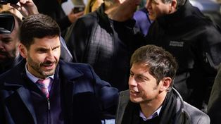 El gobernador sanatfesino Maximiliano Pullaro y el bonaerense Axel Kicillof estarán presentes en Paraná