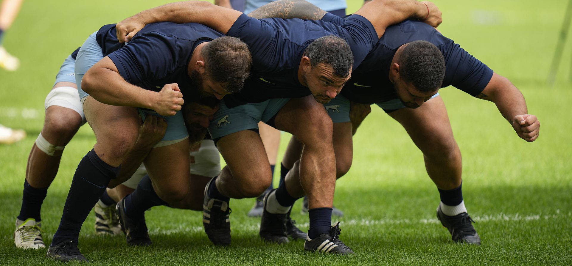 Los jugadores asisten a una sesión de entrenamiento de Argentina en el Stade Velodrome de Marsella, Francia, el jueves 13 de octubre de 2023. Argentina se enfrentará a Gales el sábado 14 de octubre de 2023 en los cuartos de final de la Copa Mundial de Rugby. (Foto AP/Daniel Cole) Los jugadores asisten a una sesión de entrenamiento de Argentina en el Stade Velodrome de Marsella, Francia, el jueves 13 de octubre de 2023. Argentina se enfrentará a Gales el sábado 14 de octubre de 2023 en los cuartos de final de la Copa Mundial de Rugby. (Foto AP/Daniel Cole)