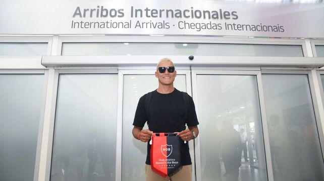 Keylor Navas ya llegó a Rosario y despierta la emoción de los hinchas