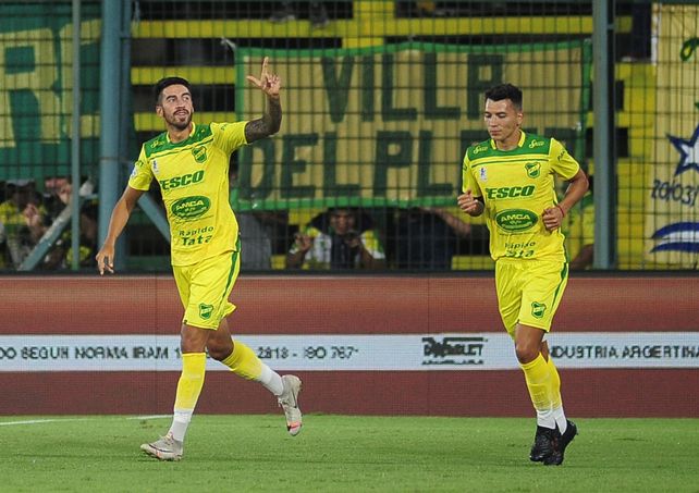 Defensa aplastó a Rosario Central en Florencio Varela