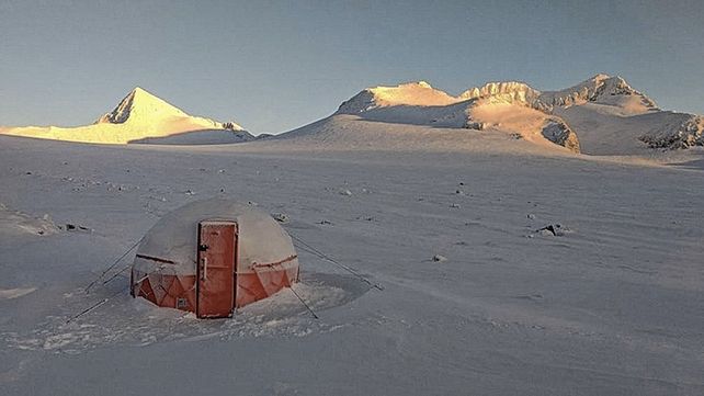 Cómo la reducción de los glaciares antárticos puede causar un incremento en el nivel de los océanos