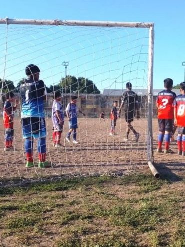 Piden que un árbitro pueda expulsar 3 minutos a los agresores en fútbol infantil
