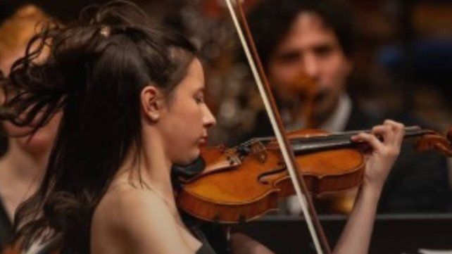 Pilar Policano  Pilar Policano