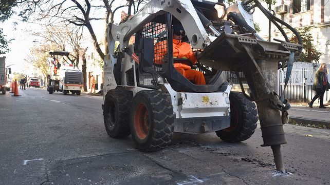 Trabajos de iluminación y bacheo previstos para este martes
