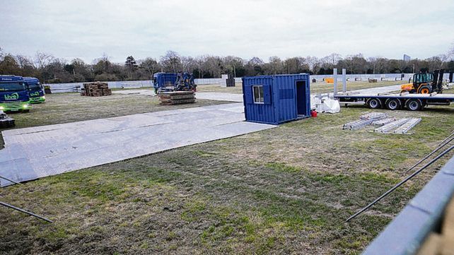Dep&oacute;sito temporario de cad&aacute;veres al este de Londres.