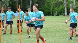 El wing de CRAI, Mateo Fauda, realiza la pretemporada con Pampas XV en Buenos Aires.