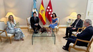 Javier Milei recibe premios en España, Alemania y Checa