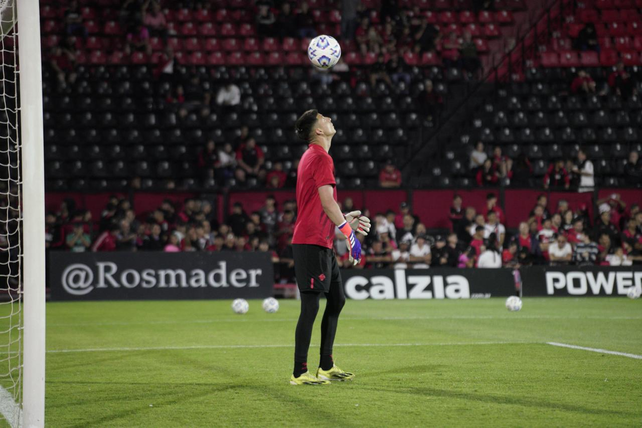 Newells juega su último partido de local en 2024 en el Parque.