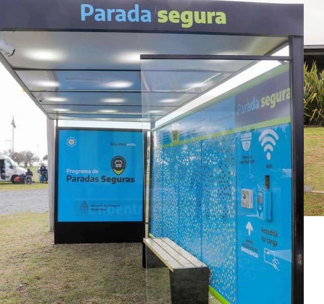 Construirán por primera vez en la provincia paradas de micros inteligentes y seguras