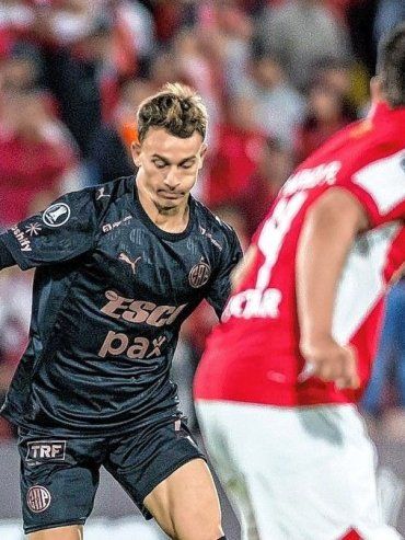 Platense cayó ante Santa Fe y se le escapó la clasificación anticipada
