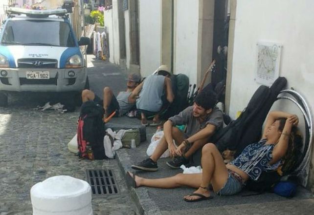 Dos argentinos detenidos en Brasil por protagonizar serios disturbios en una posada