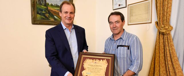 Bordet hizo un reconocimiento al Gurí Martínez
