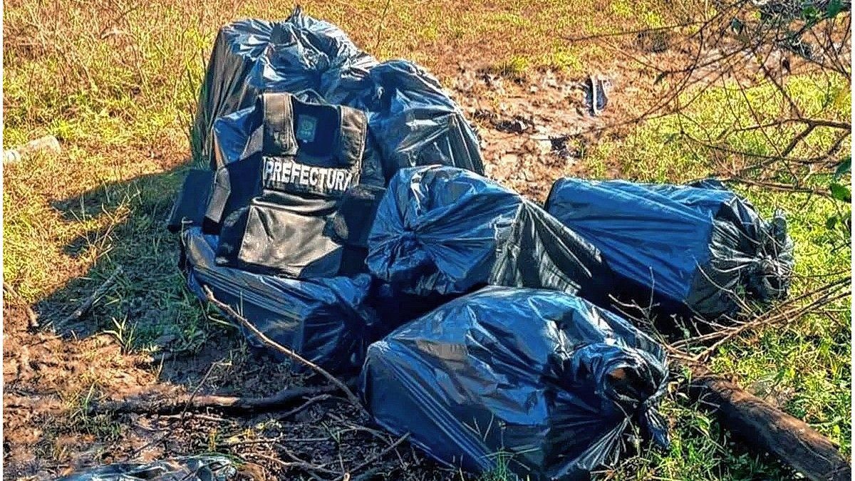 Secuestraron cargamento millonario de cigarrillos en el río Uruguay