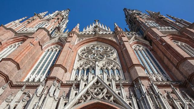 El templo neogótico ganó una votación tras superar a íconos arquitectónicos de Italia y Francia.