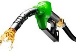 Las petroleras se alinearon con YPF y mantendrán estables los precios de los combustibles