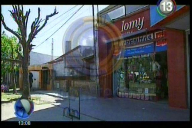 Robaron en un local de ropa de Aristobulo del Valle al 7000