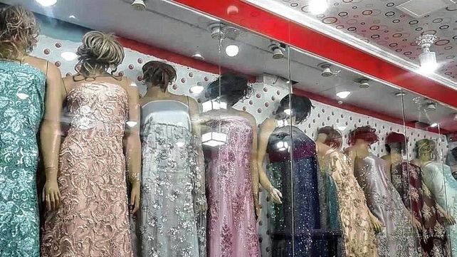 Los talibanes ordenaron descabezar los maniquíes de las tiendas de ropa