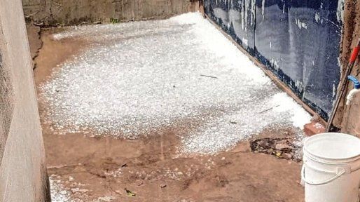 Fuerte tormenta en Paraná: una intensa granizada sorprendió a la ciudad