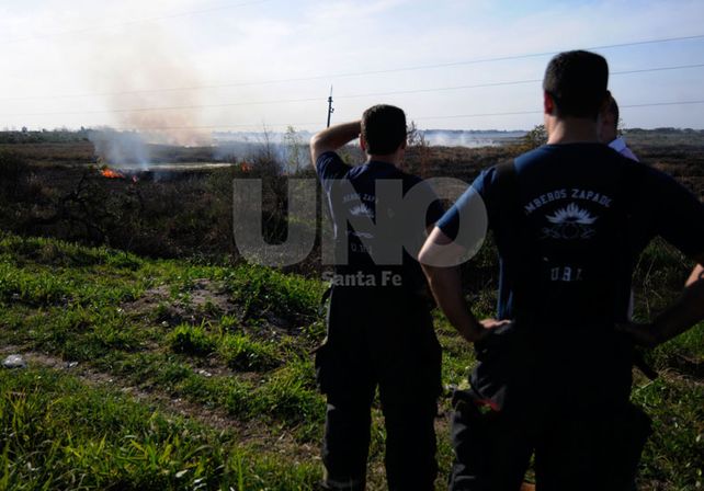 El fuego fue controlado por personal de Bomberos Zapadores y Plan de Manejo del Fuego.