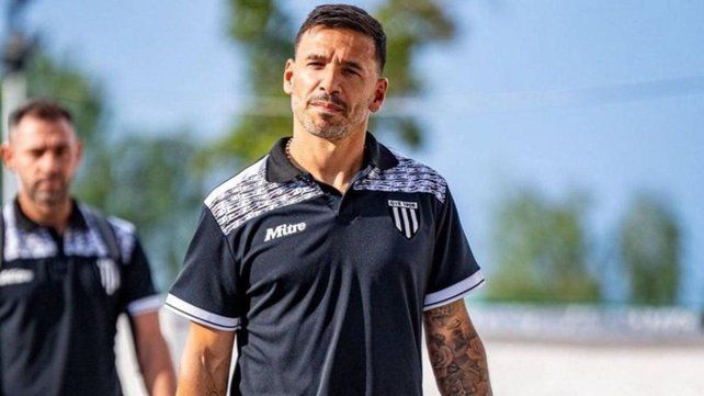 Ariel Broggi dejó de ser el DT de Gimnasia de Mendoza tras perder con Newells.